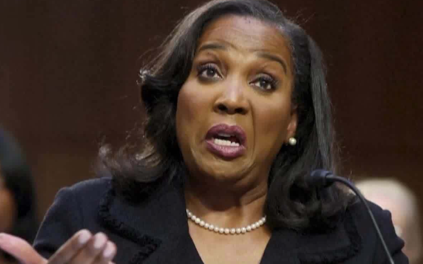 律师团队力阻特朗普解职 美联储理事库克获历任