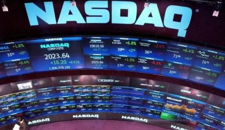 押注苹果赚了1000亿美元但卖早了！巴菲特：当前