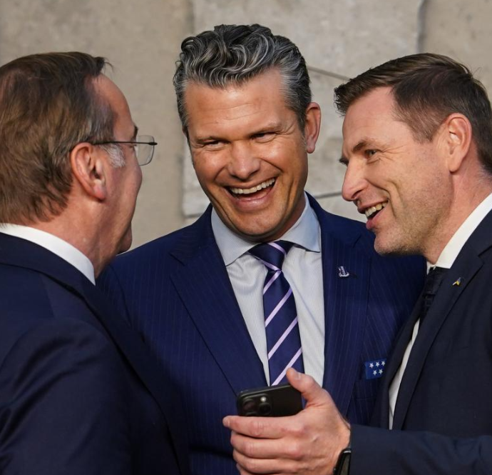 北约秘书长称特朗普没有谈及丹麦对格陵兰的控